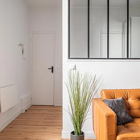 Le Modern Minimal Lägenhet *