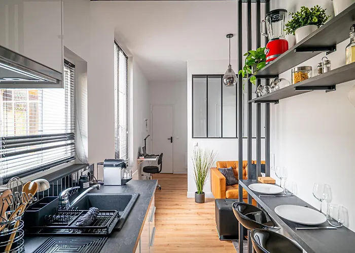 Le Modern Minimal لو مان